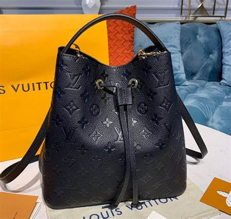 louis vuitton neon bag|louis vuitton neonoe black.